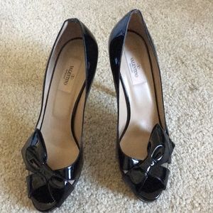 Valentino black heels size 39 wore once